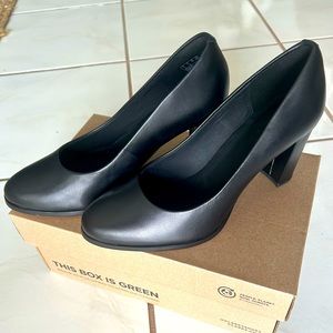 Clarks Heels
